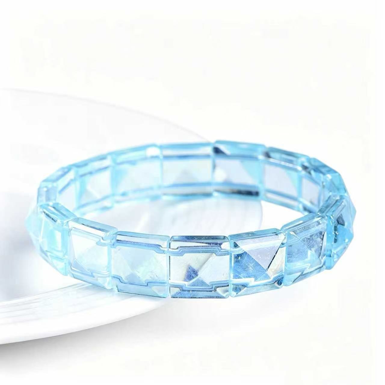 Aqua Cuff