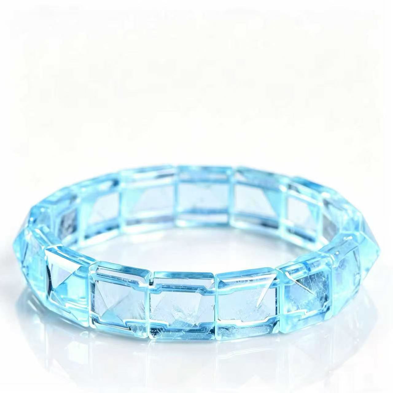 Aqua Cuff